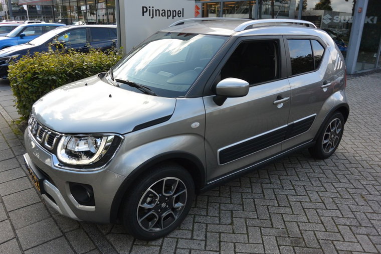 Vehicle Image 4