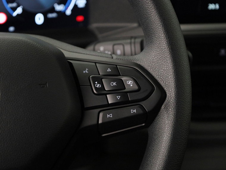 Vehicle Image 28