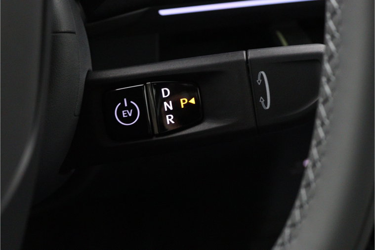 Vehicle Image 27
