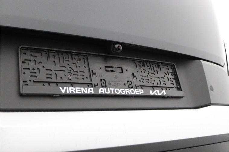 Vehicle Image 38