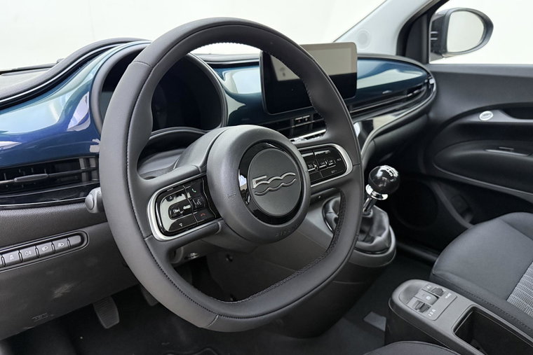 Vehicle Image 19