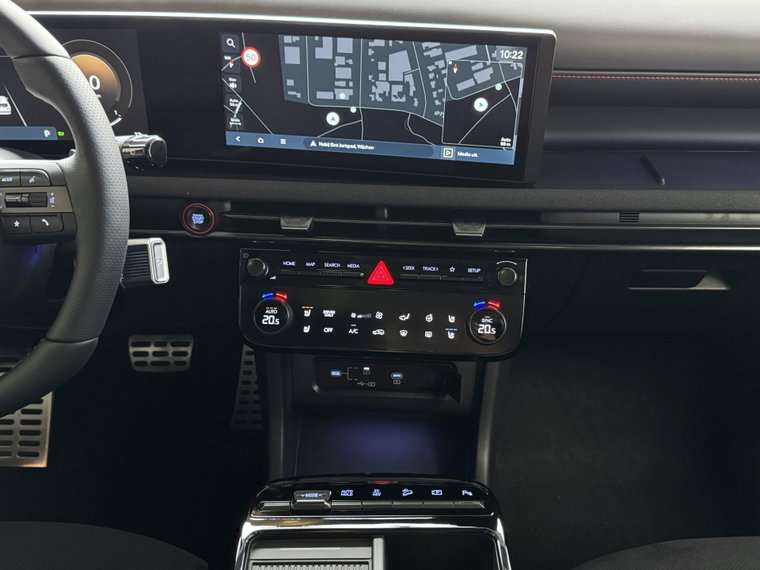 Vehicle Image 30