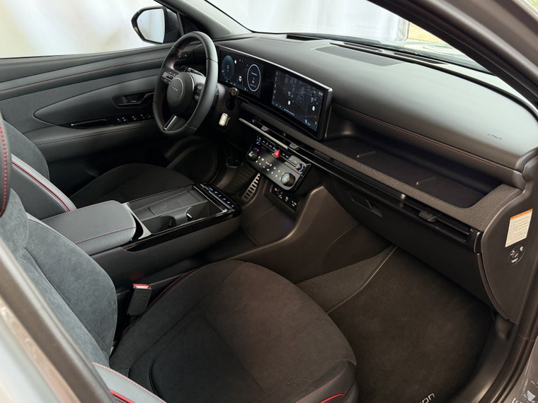 Vehicle Image 36