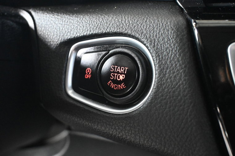 Vehicle Image 38