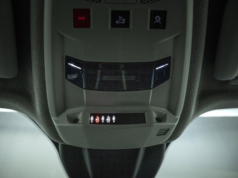 Vehicle Image 24