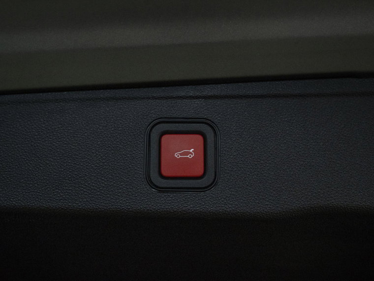 Vehicle Image 48