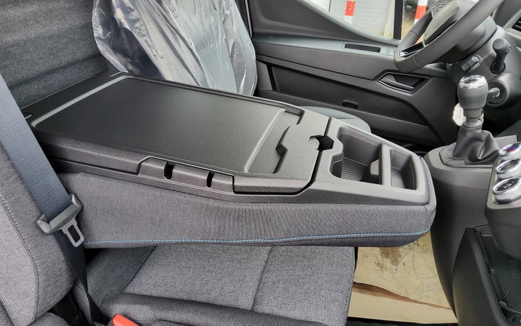 Vehicle Image 23