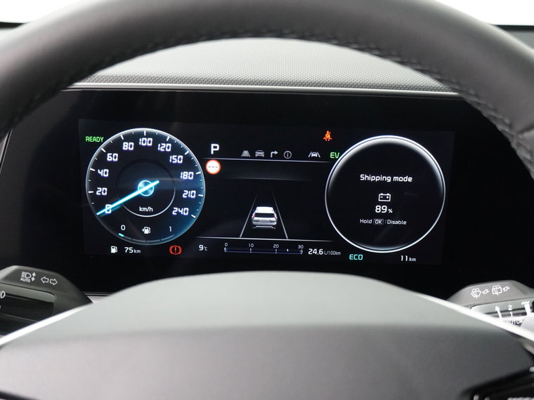 Vehicle Image 23
