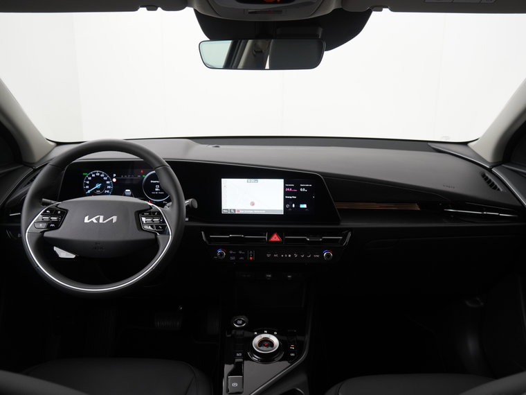 Vehicle Image 35