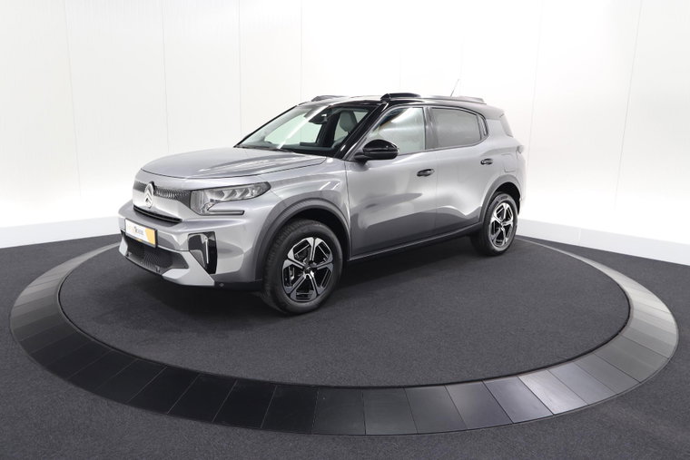 Vehicle Image 38