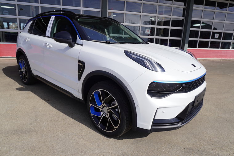 Vehicle Image 2