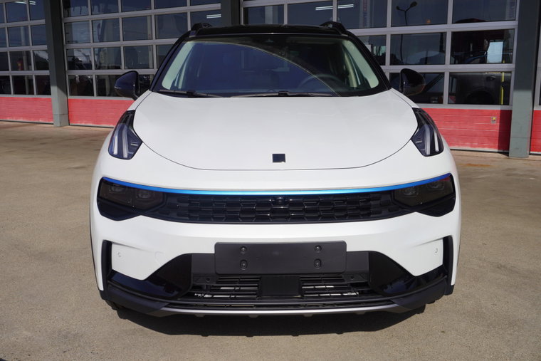 Vehicle Image 10