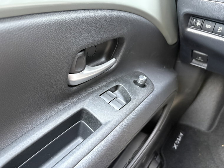Vehicle Image 22