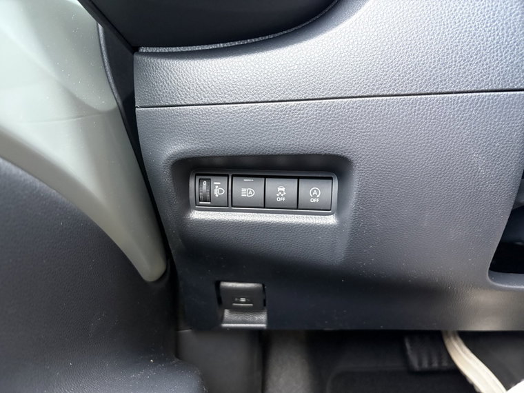 Vehicle Image 23