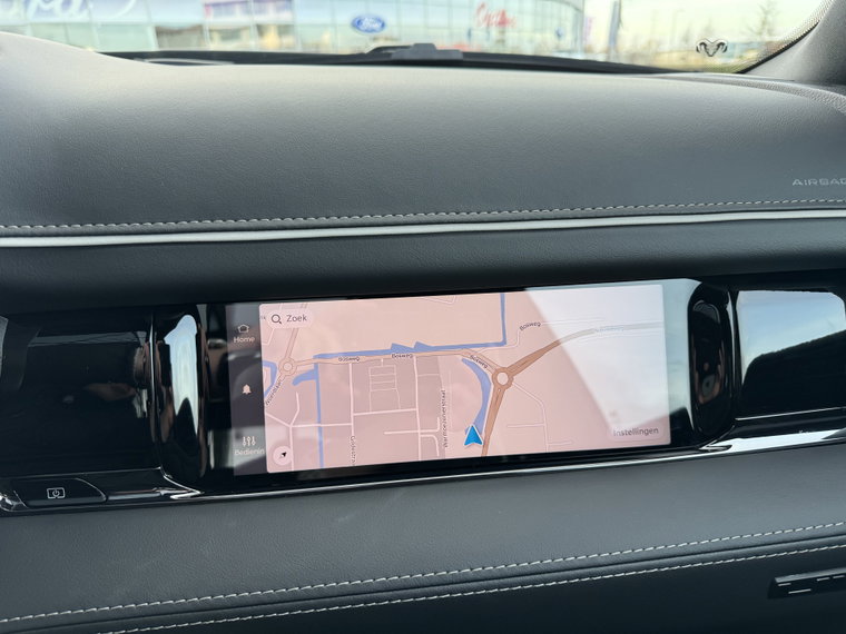 Vehicle Image 19