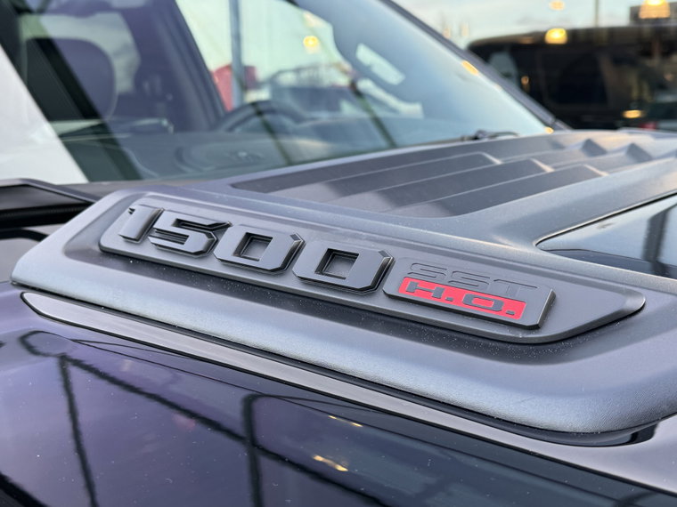 Vehicle Image 28