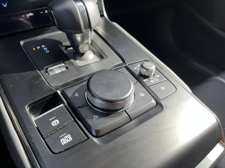 Vehicle Image 22