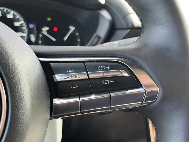 Vehicle Image 33