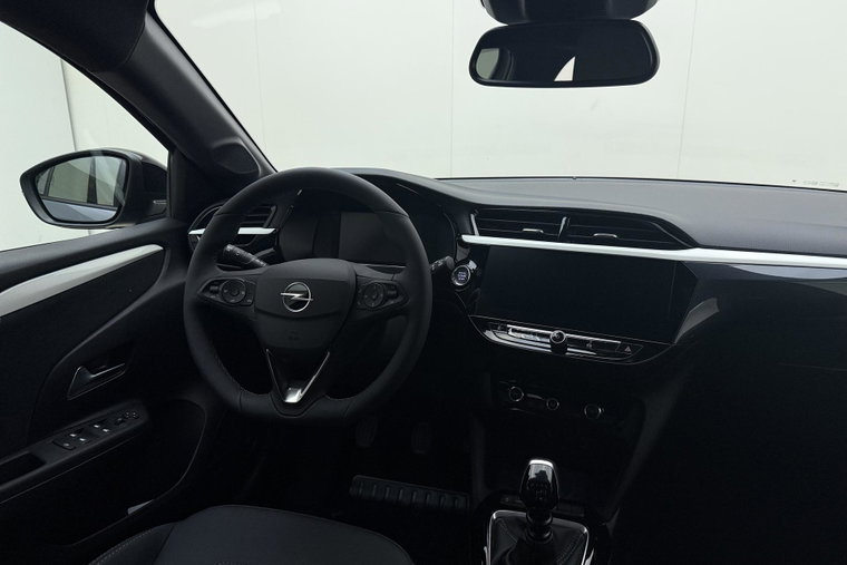 Vehicle Image 35