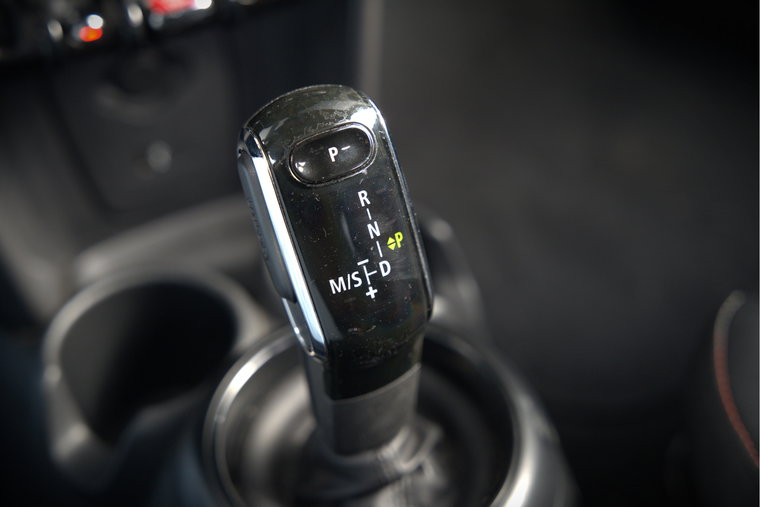 Vehicle Image 19