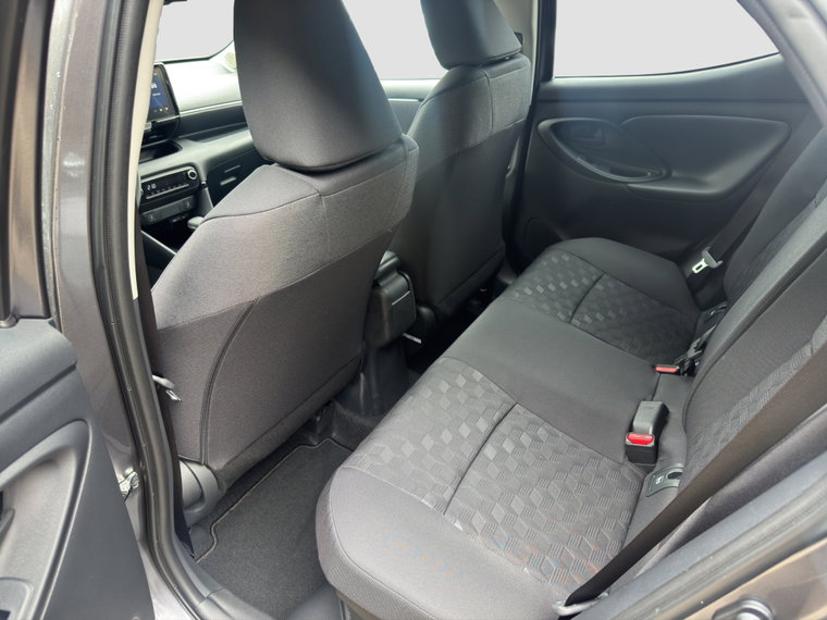 Vehicle Image 11