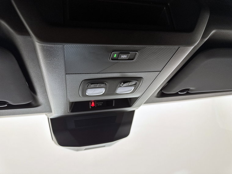 Vehicle Image 27