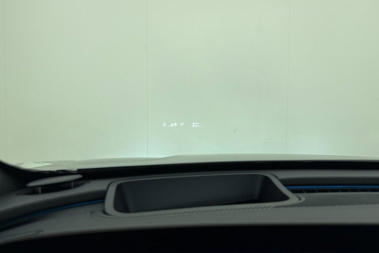 Vehicle Image 38