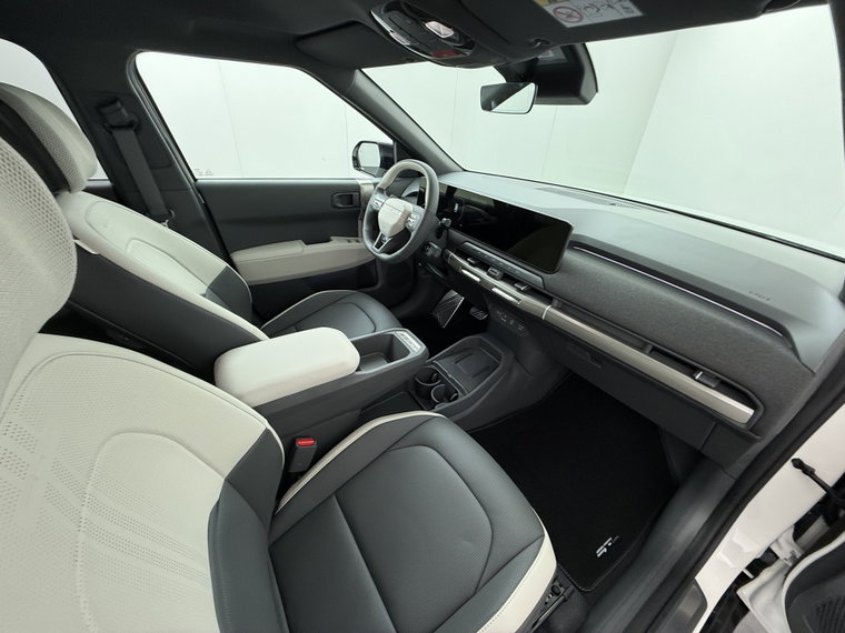Vehicle Image 39
