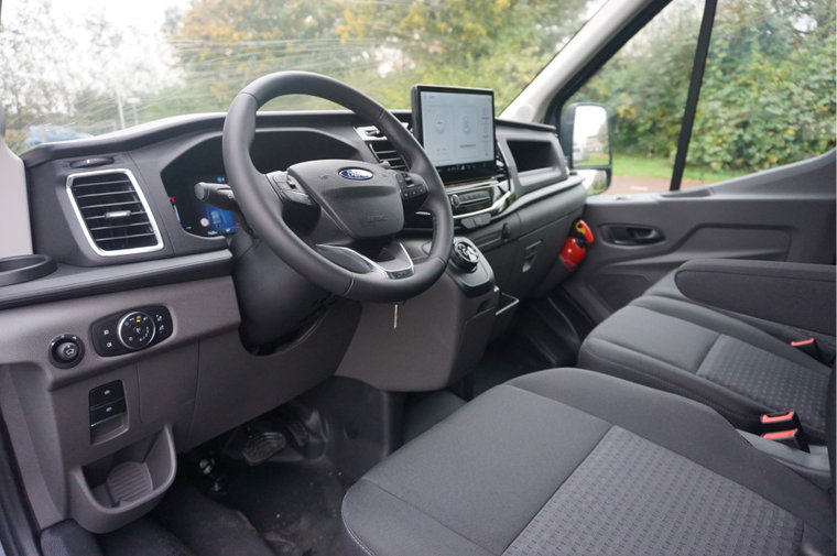 Vehicle Image 9