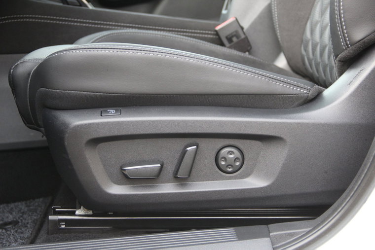Vehicle Image 33
