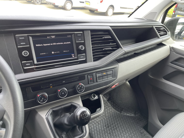 Vehicle Image 34
