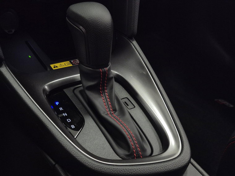 Vehicle Image 17