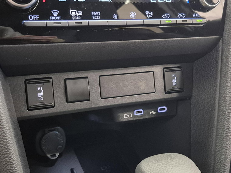 Vehicle Image 20