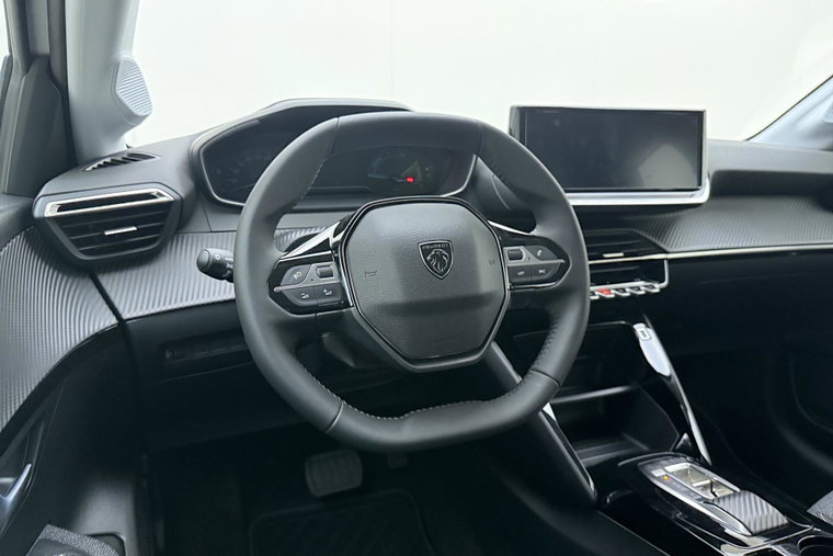 Vehicle Image 26
