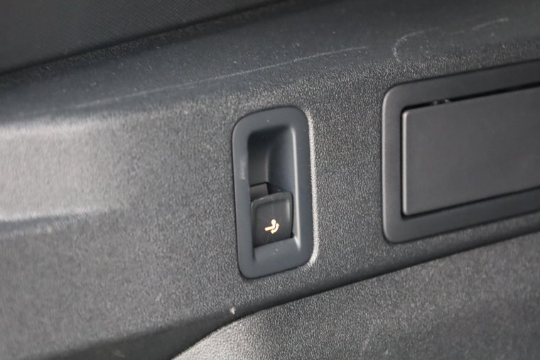 Vehicle Image 45