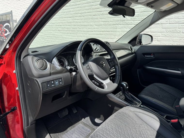 Vehicle Image 33