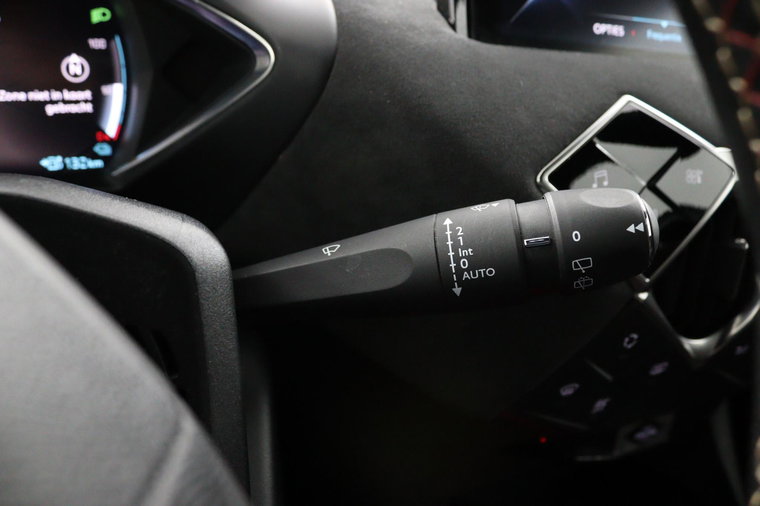 Vehicle Image 39