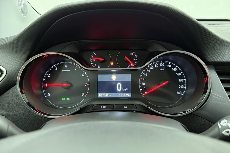 Vehicle Image 23