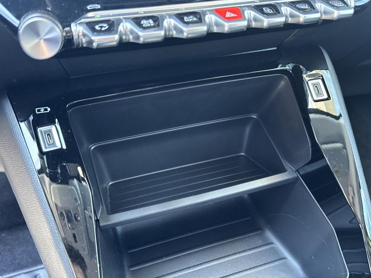 Vehicle Image 45