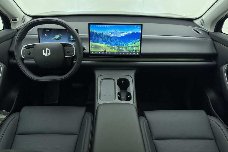 Vehicle Image 19