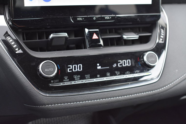 Vehicle Image 22