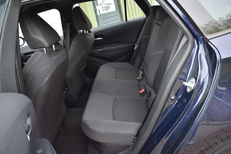 Vehicle Image 8