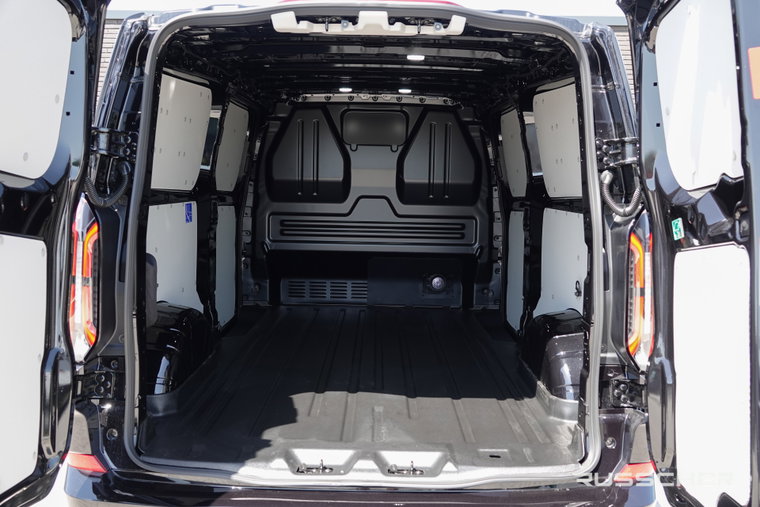 Vehicle Image 22
