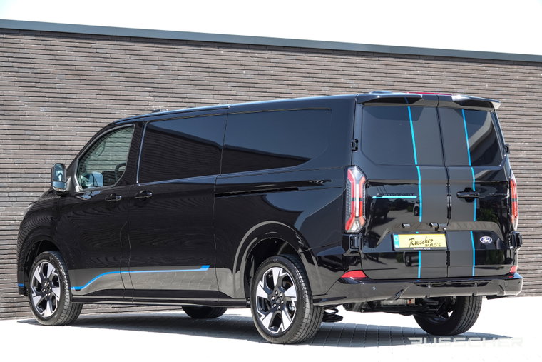 Vehicle Image 23