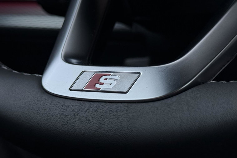 Vehicle Image 47
