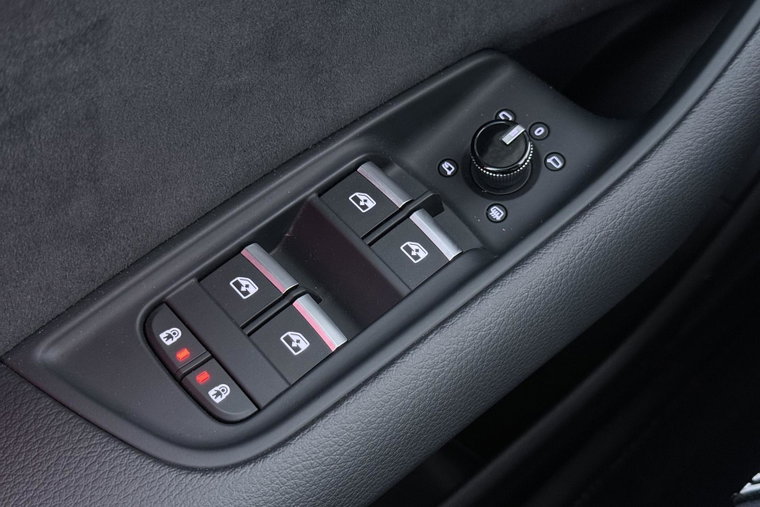 Vehicle Image 51