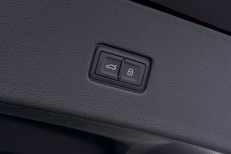 Vehicle Image 60