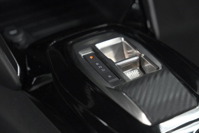 Vehicle Image 39