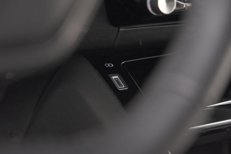 Vehicle Image 41