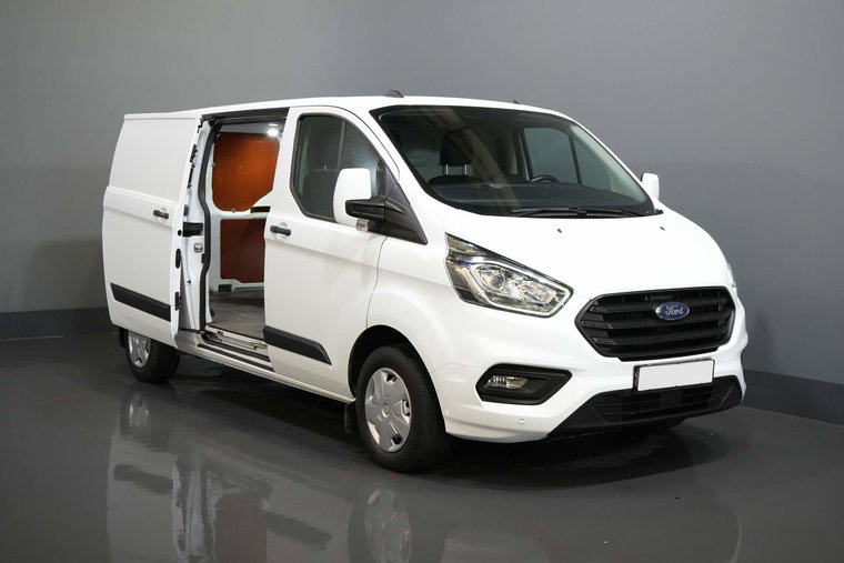 Vehicle Image 8